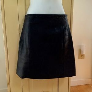 Andrew mark 100% leather mini skirt